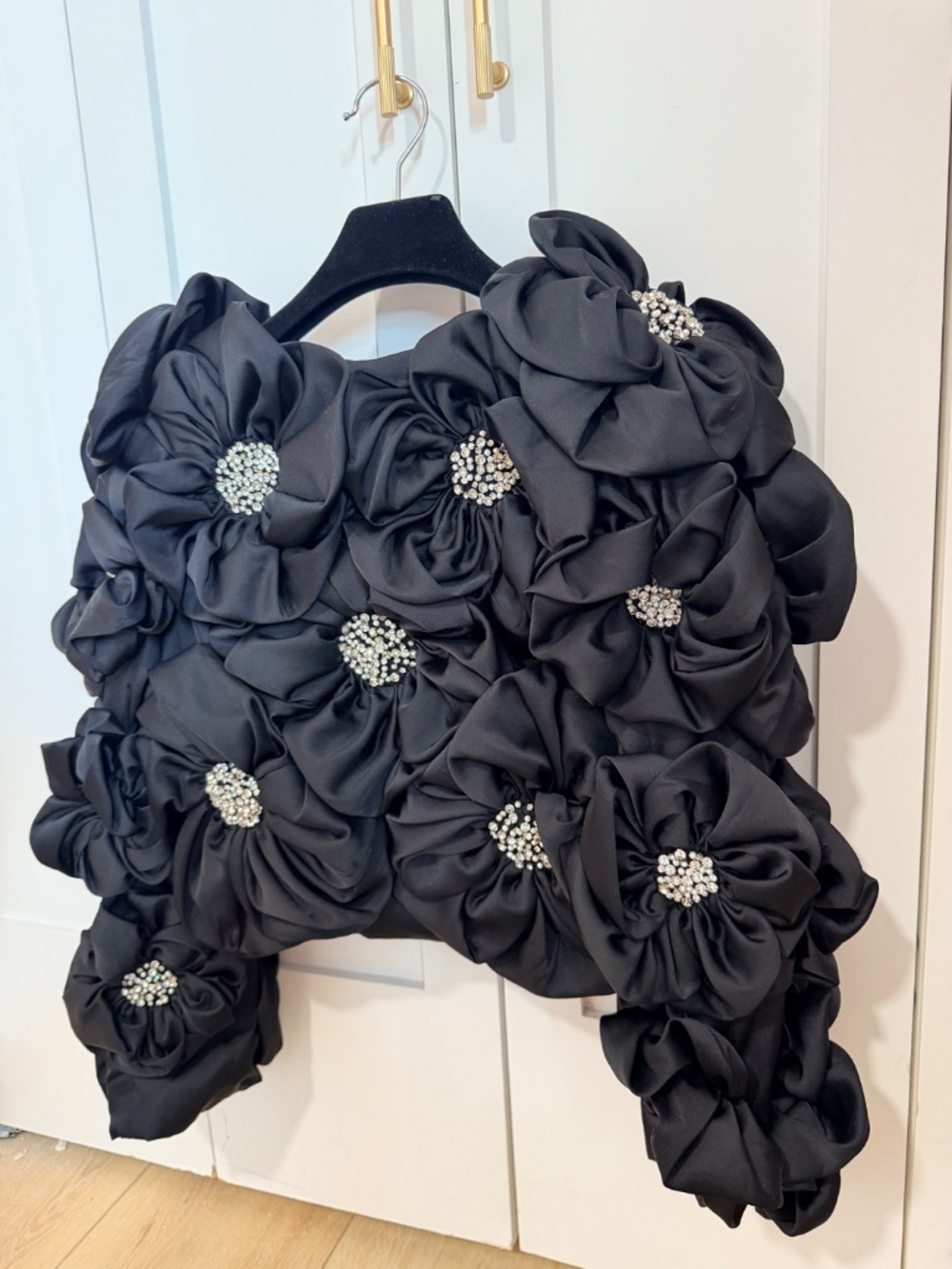 Alice + Olivia Lorna Black Embellished Puff Sleeve Cropped Jacket | Size S - Picture 3 of 11